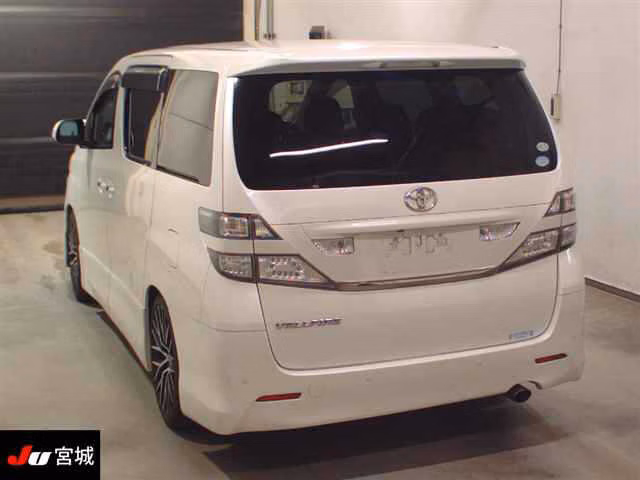 TOYOTA VELLFIRE