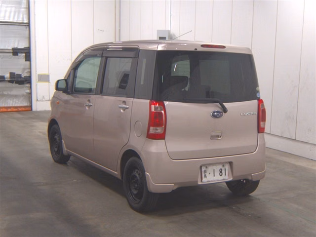 SUBARU LUCRA