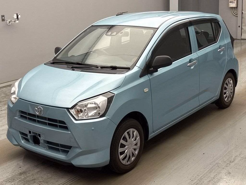 TOYOTA PIXIS EPOCH