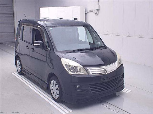 MITSUBISHI DELICA D:2