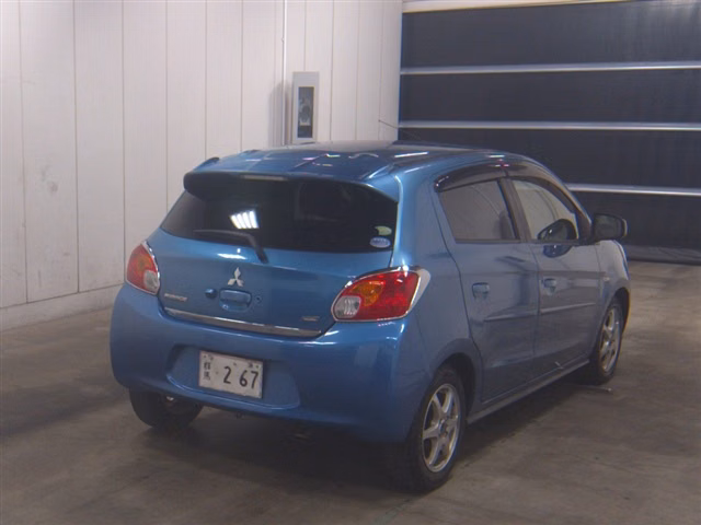 MITSUBISHI MIRAGE