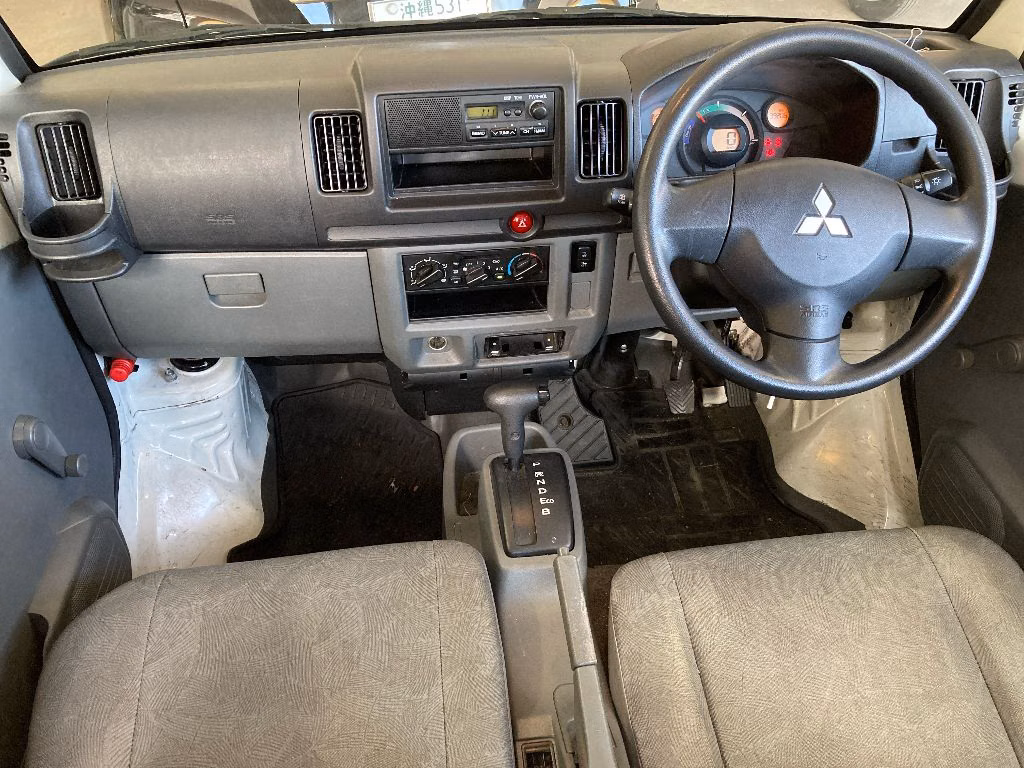 MITSUBISHI MINICAB MIEV