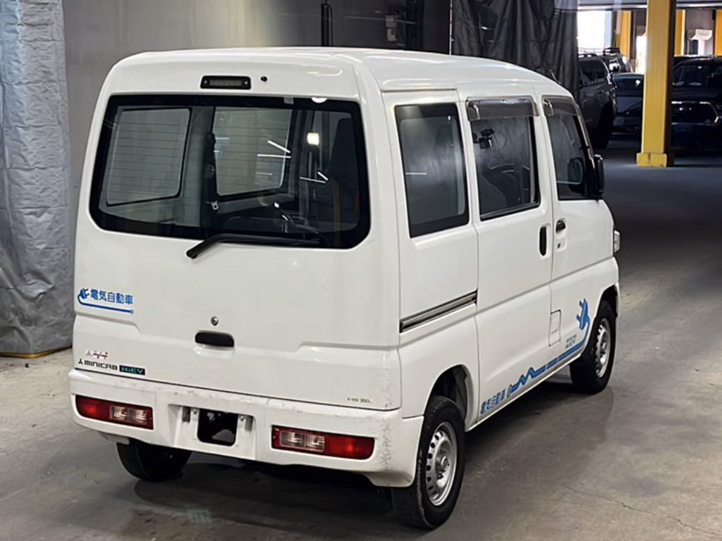 MITSUBISHI MINICAB MIEV