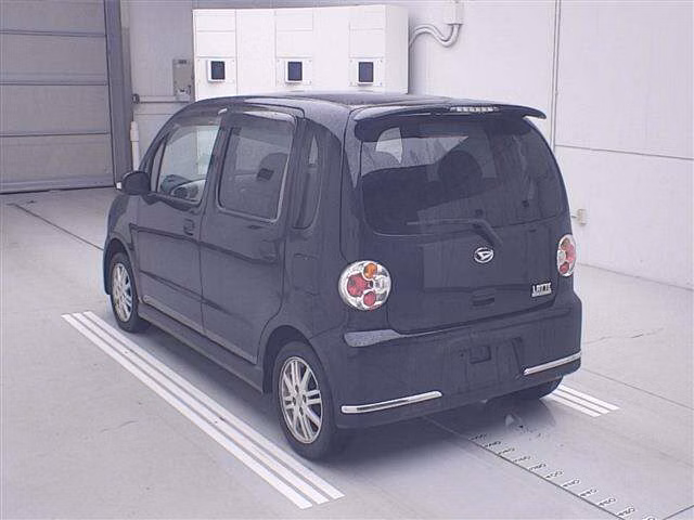 DAIHATSU MOVE LATTE