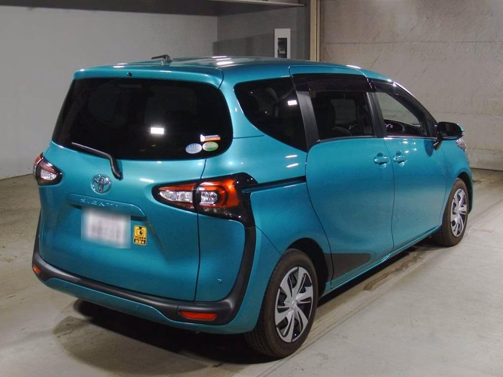 TOYOTA SIENTA