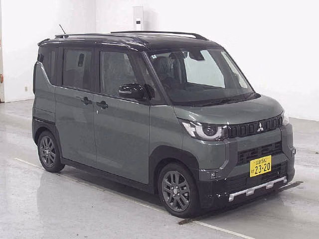 MITSUBISHI DELICA MINI