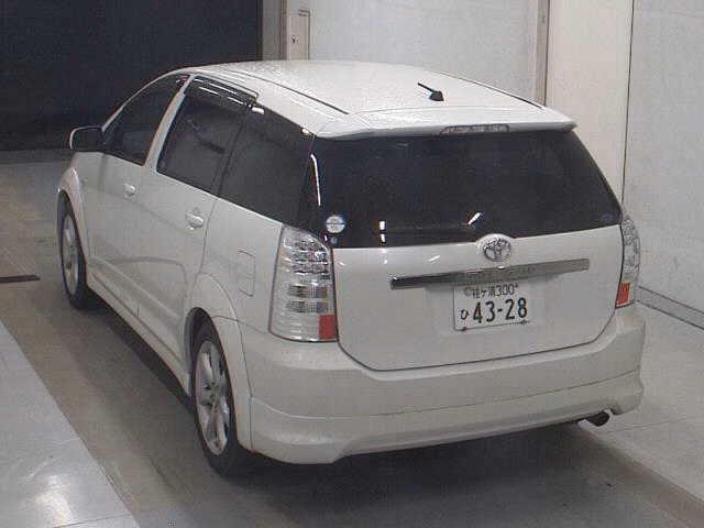 TOYOTA WISH