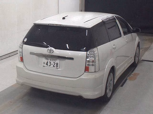 TOYOTA WISH