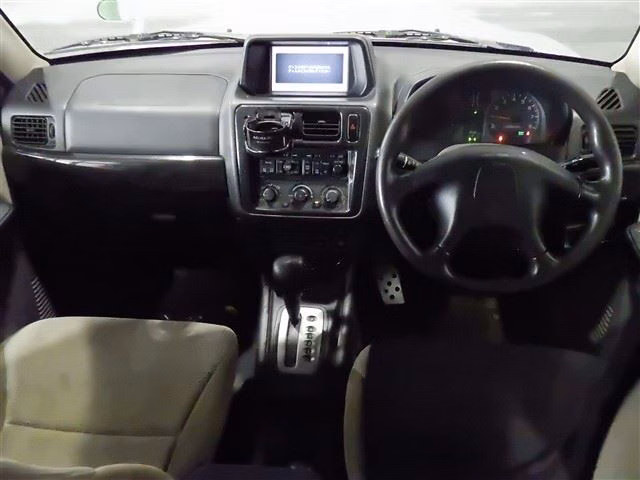 MITSUBISHI PAJERO IO