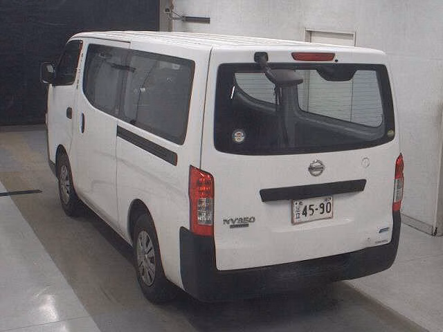 NISSAN NV350 CARAVAN