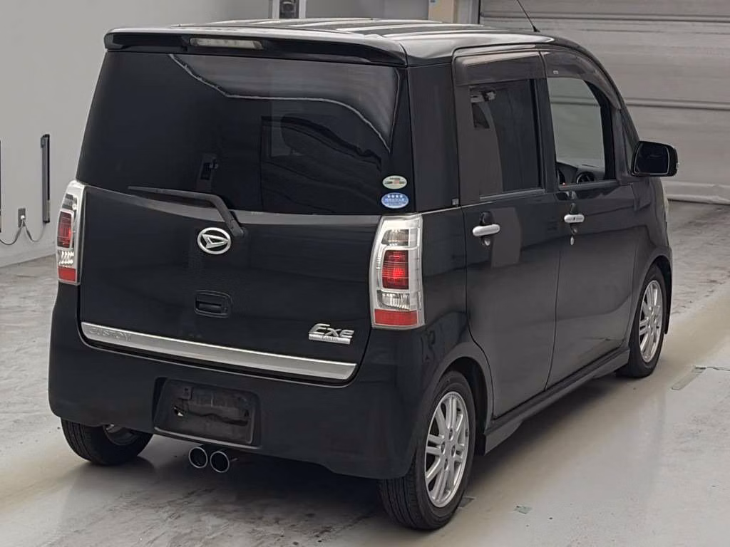 DAIHATSU TANTO EXE