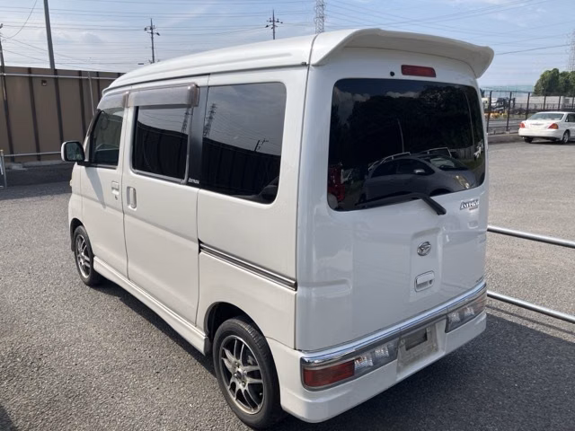 DAIHATSU ATRAI