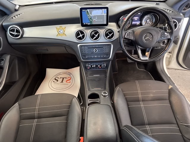 MERCEDES-BENZ CLA-CLASS