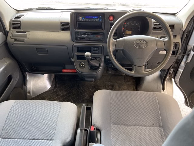 TOYOTA PIXIS VAN