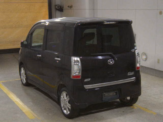 DAIHATSU TANTO EXE