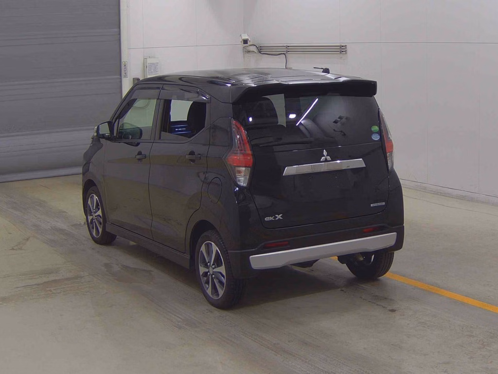 MITSUBISHI EK X