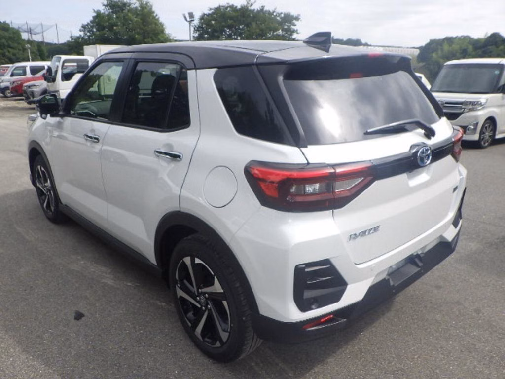 TOYOTA RAIZE