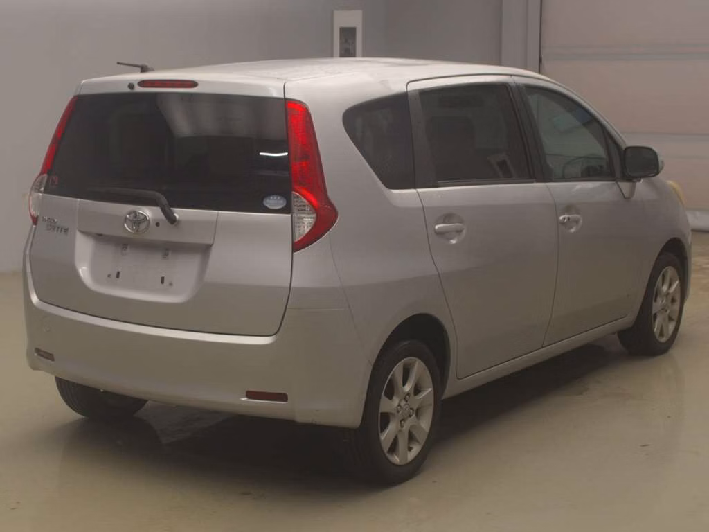 TOYOTA PASSO SETTE