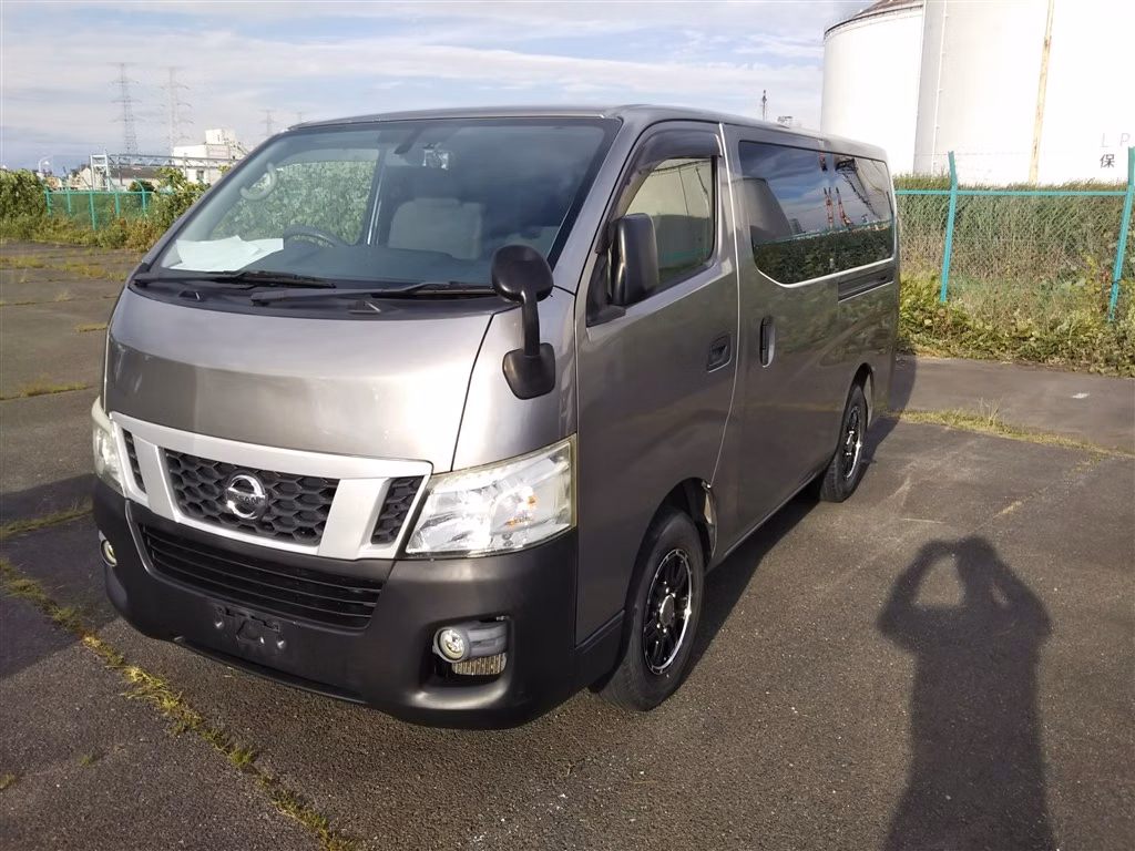 NISSAN NV350 CARAVAN