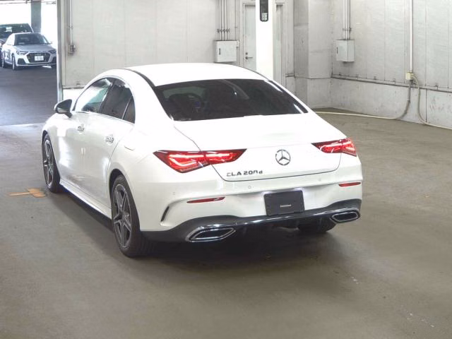 MERCEDES-BENZ CLA-CLASS