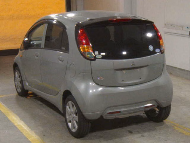MITSUBISHI I
