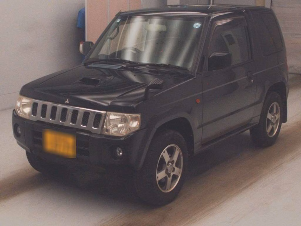 MITSUBISHI PAJERO MINI