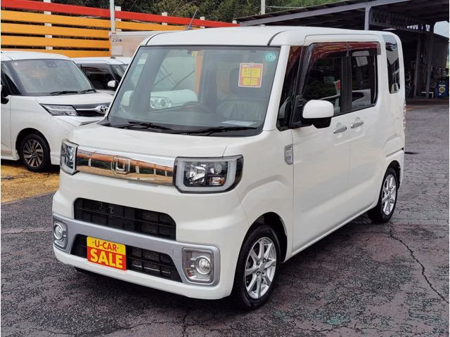 DAIHATSU WAKE