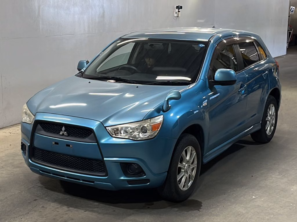 MITSUBISHI RVR