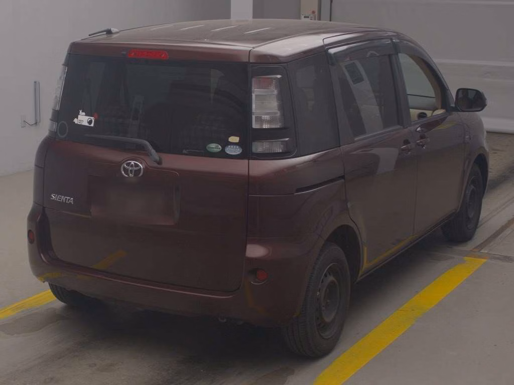 TOYOTA SIENTA