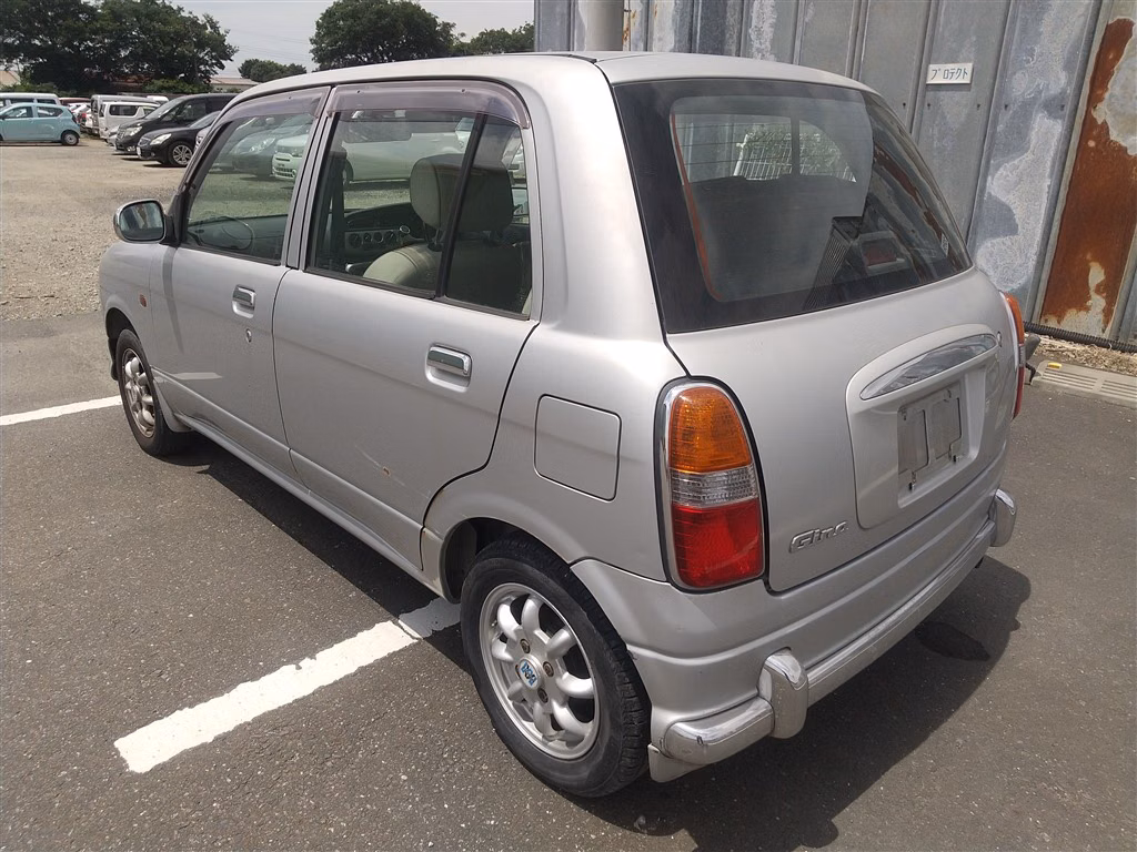 DAIHATSU MIRA GINO