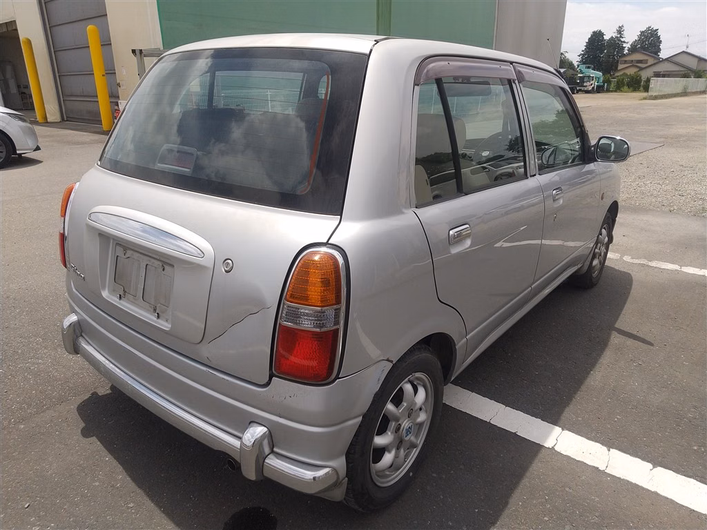 DAIHATSU MIRA GINO