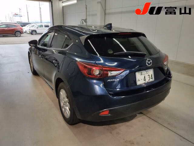 MAZDA AXELA