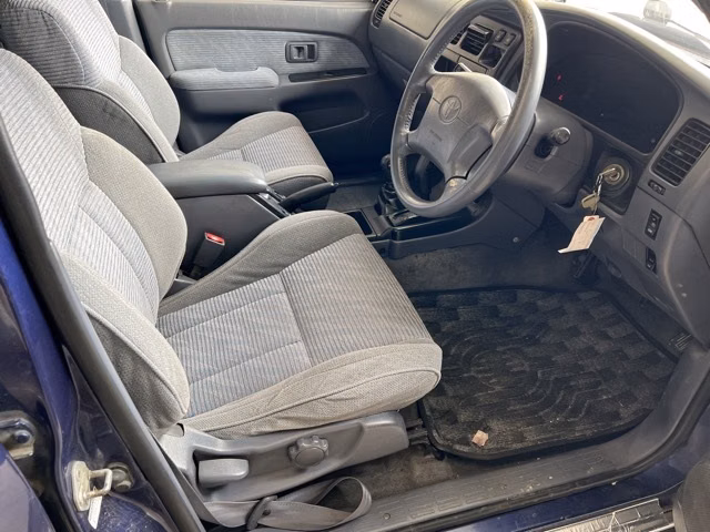 TOYOTA HILUX SURF