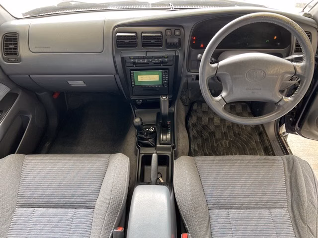 TOYOTA HILUX SURF