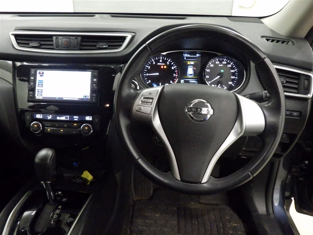 NISSAN X-TRAIL