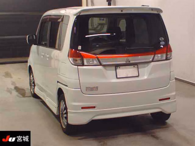MITSUBISHI DELICA D:2