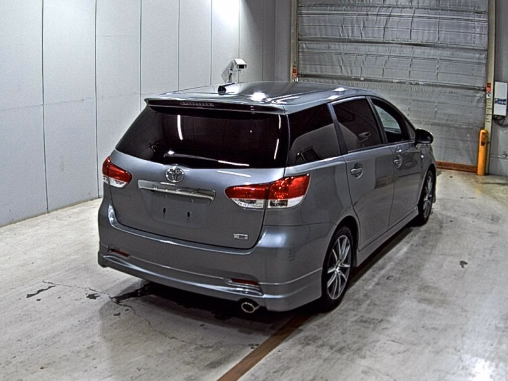 TOYOTA WISH