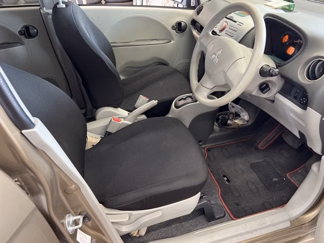 MITSUBISHI I