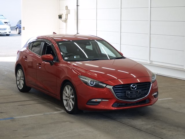 MAZDA AXELA
