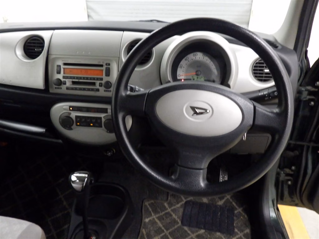 DAIHATSU MIRA GINO
