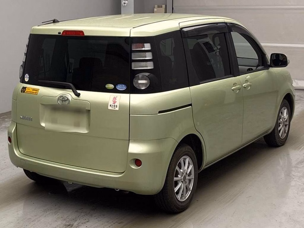 TOYOTA SIENTA