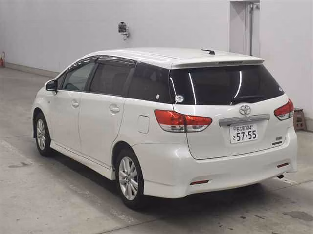 TOYOTA WISH
