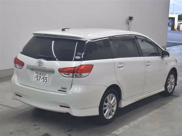 TOYOTA WISH