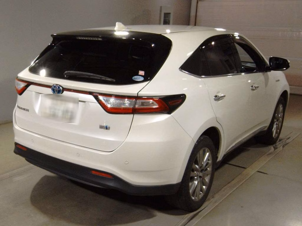 TOYOTA HARRIER