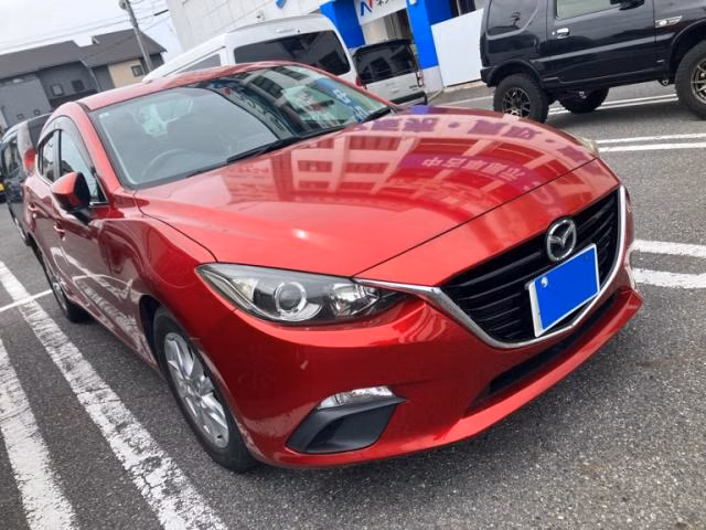 MAZDA AXELA