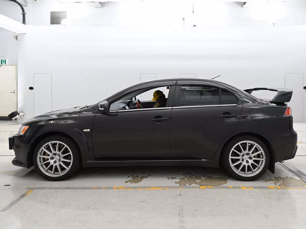 MITSUBISHI LANCER EVOLUTION