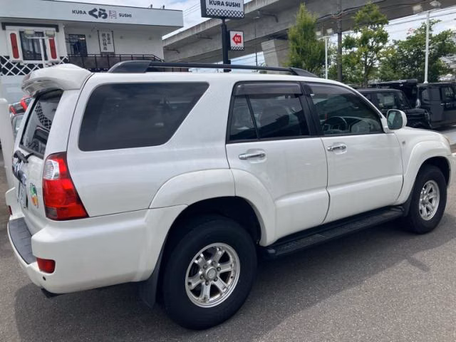 TOYOTA HILUX SURF