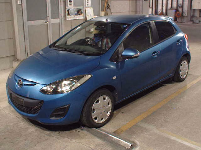 MAZDA DEMIO