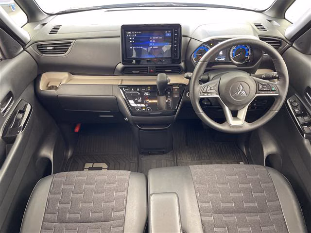 MITSUBISHI DELICA MINI