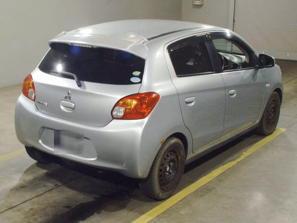 MITSUBISHI MIRAGE